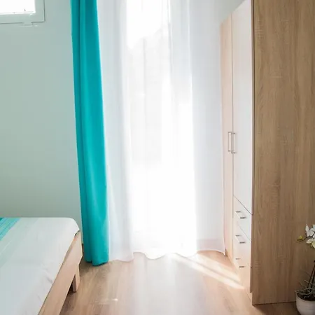 Villa Aquamarine *